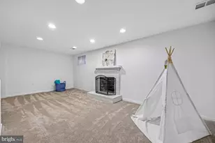 17713 Lochness Cir, Olney, MD 20832 - Photo 33