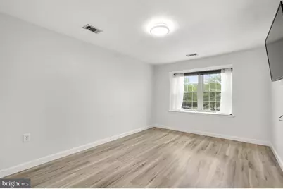 18328 Streamside Drive #304, Gaithersburg, MD 20879 - Photo 11