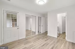 18328 Streamside Dr, Gaithersburg, MD 20879 - Photo 17