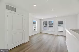 2042 Henson Norris St, Rockville, MD 20850 - Photo 41