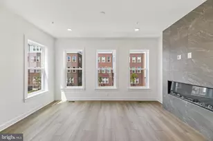 2042 Henson Norris St, Rockville, MD 20850 - Photo 3