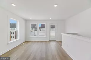 2042 Henson Norris St, Rockville, MD 20850 - Photo 35