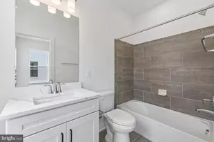 2042 Henson Norris St, Rockville, MD 20850 - Photo 31