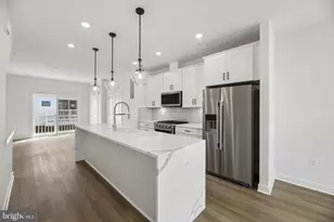 2042 Henson Norris St, Rockville, MD 20850 - Photo 13