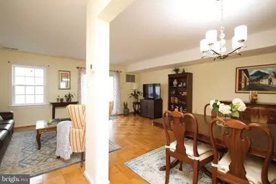 886 Azalea Drive #22-886, Rockville, MD 20850 - Photo 3