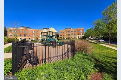 207 Community Center Avenue #207, Gaithersburg, MD 20878 - Photo 31