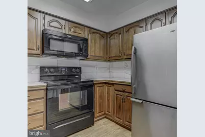 20324 Butterwick Way, Montgomery Village, MD 20886 - Photo 9