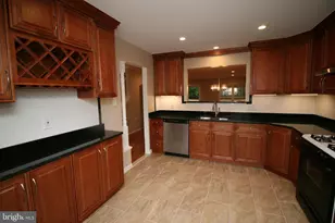 512 Suffield Dr, Gaithersburg, MD 20878 - Photo 7
