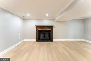 3 McFarlin Ct, Germantown, MD 20874 - Photo 37