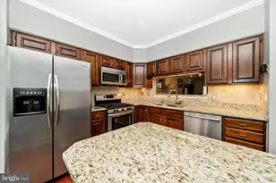 18637 Clovercrest Cir, Olney, MD 20832 - Photo 5