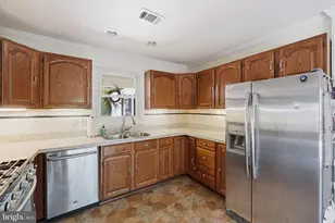 19608 Gott St, Poolesville, MD 20837 - Photo 15