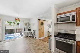 19608 Gott St, Poolesville, MD 20837 - Photo 17