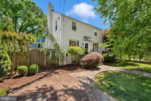 5804 Wyngate Dr, Bethesda, MD 20817 - Photo 1