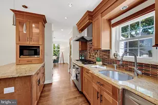 5804 Wyngate Dr, Bethesda, MD 20817 - Photo 9
