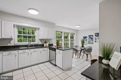 9208 Fall River Lane, Potomac, MD 20854 - Photo 11