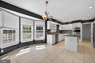 12320 Pissaro Dr, North Potomac, MD 20878 - Photo 15