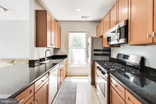 8045 Newell St, Silver Spring, MD 20910 - Photo 17