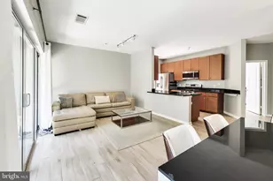 8045 Newell St, Silver Spring, MD 20910 - Photo 13