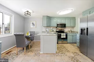 19052 Capehart Dr, Montgomery Village, MD 20886 - Photo 3