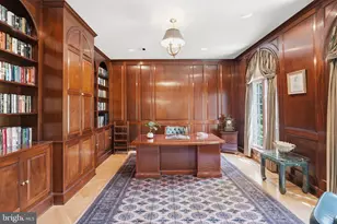 9200 Redwood Ave, Bethesda, MD 20817 - Photo 5