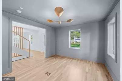 9622 Parkwood Drive, Bethesda, MD 20814 - Photo 3