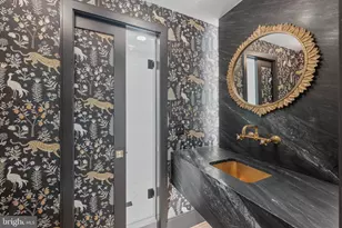 9622 Parkwood Dr, Bethesda, MD 20814 - Photo 15