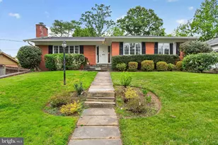 5804 Plainview Rd, Bethesda, MD 20817 - Photo 1