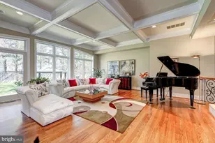 3809 Jones Bridge Rd, Chevy Chase, MD 20815 - Photo 17