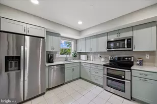 11518 Charlton Dr, Silver Spring, MD 20902 - Photo 11