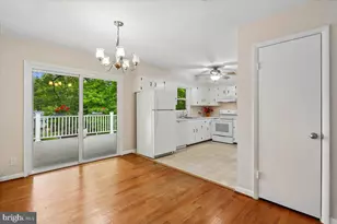 11809 Longdraft Ct, Gaithersburg, MD 20878 - Photo 5