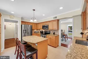 8508 Scarboro Ct, Potomac, MD 20854 - Photo 13