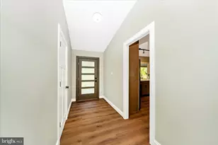12509 Knightsbridge Ct, Rockville, MD 20850 - Photo 3