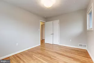 9718 Holmhurst Rd, Bethesda, MD 20817 - Photo 15
