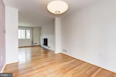 9718 Holmhurst Road, Bethesda, MD 20817 - Photo 7