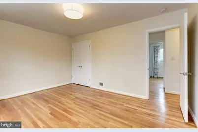 9718 Holmhurst Road, Bethesda, MD 20817 - Photo 13