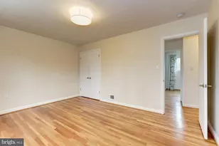 9718 Holmhurst Rd, Bethesda, MD 20817 - Photo 13