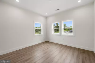 15001 Darnestown Road, Germantown, MD 20874 - Photo 17