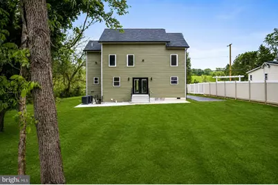 15001 Darnestown Road, Germantown, MD 20874 - Photo 3