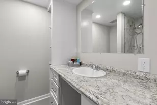 10314 Watkins Mill Dr, Gaithersburg, MD 20886 - Photo 15