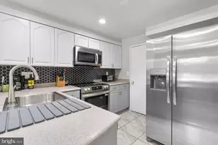 10314 Watkins Mill Dr, Gaithersburg, MD 20886 - Photo 3