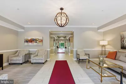 701 Fallsgrove Drive #102, Rockville, MD 20850 - Photo 3