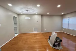 12308 Sandy Point Ct, Silver Spring, MD 20904 - Photo 7