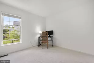 18028 Red Rocks Dr, Germantown, MD 20874 - Photo 23
