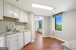 5450 Whitley Park Terrace, Bethesda, MD 20814 - Photo 11