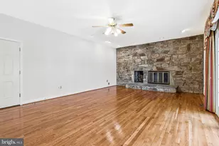 10009 New London Dr, Potomac, MD 20854 - Photo 37