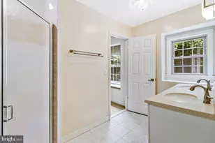 10009 New London Dr, Potomac, MD 20854 - Photo 63