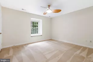 10009 New London Dr, Potomac, MD 20854 - Photo 55