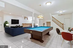 10009 New London Dr, Potomac, MD 20854 - Photo 19
