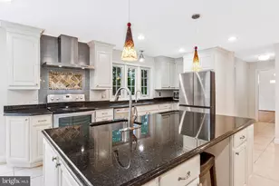 10009 New London Dr, Potomac, MD 20854 - Photo 57