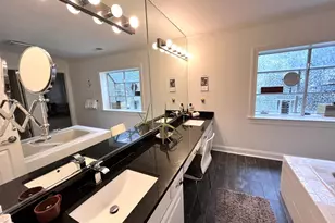 7809 Fox Gate Ct, Bethesda, MD 20817 - Photo 25